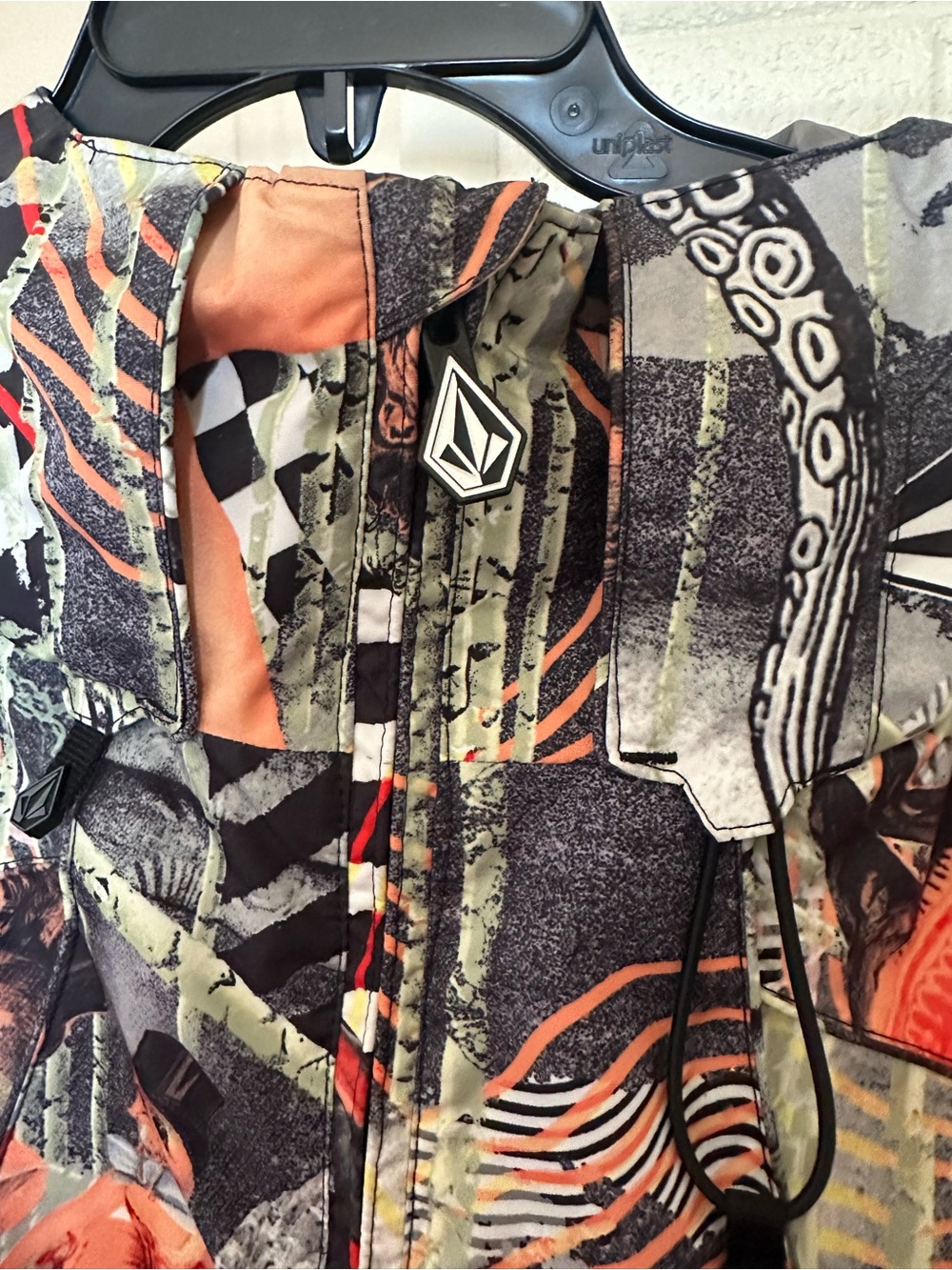 Volcom Dazed Snowboarding Jacket - Picture 4 of 10